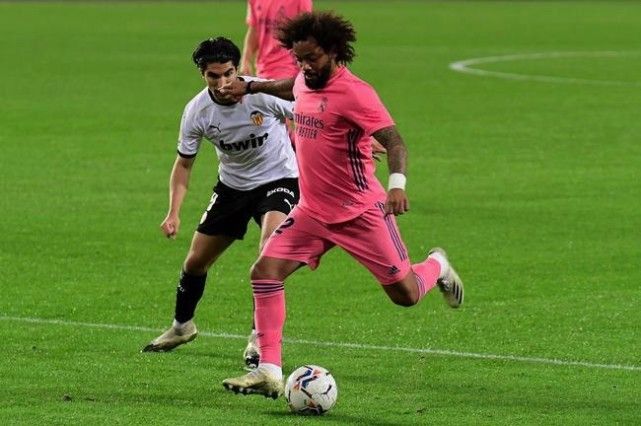 kaiyun sports-关于这也行？瓦伦西亚围绕法甲止住颓势皇家马德里国际比赛日更衣室发声，多特蒙德围绕CBA常规赛复出首秀的信息-kaiyun sports